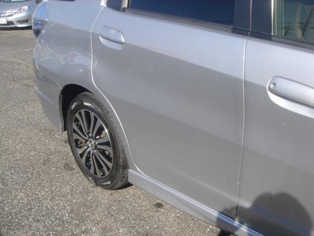 フィットシャトルハイブリッド ハイブリッド・スマートセレクション SDナビ・ワンセグ・Rカメラ・シートヒーター・クルコン・HID・ETC・パドルシフト・AUTOヘッドライト・革巻きステアリング・Bluetooth・純正AW・スマートキー・ステアリングスイッチ・禁煙車(34枚目)