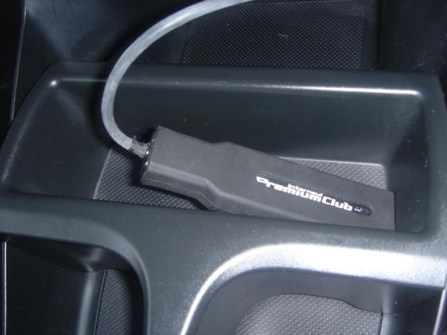 フィットシャトルハイブリッド ハイブリッド・スマートセレクション HDDナビ・1セグ・Rカメラ・HID・ETC・クルコン・VIDEO入力端子・USB入力端子・ステアリングスイッチ・AUTOヘッドライト・スマートキー・ECOモードスイッチ・横滑り防止装置・禁煙車(24枚目)