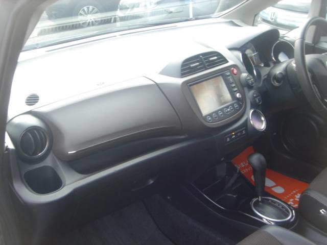 フィットシャトルハイブリッド ハイブリッド・スマートセレクション HDDナビ・1セグ・Rカメラ・HID・ETC・クルコン・VIDEO入力端子・USB入力端子・ステアリングスイッチ・AUTOヘッドライト・スマートキー・ECOモードスイッチ・横滑り防止装置・禁煙車(50枚目)