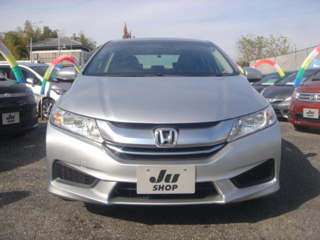 グレイス ハイブリッドＬＸ　ＳＤナビ・フルセグ・Ｒカメラ・あんしんパッケージ・Ｂｌｕｅｔｏｏｔｈ・前後ドラレコ・クルコン・ＬＥＤヘッドライト・ＥＴＣ・革巻きステアリング・ＡＵＴＯヘッドライト・スマートキー・プッシュスタート・禁煙（7枚目）