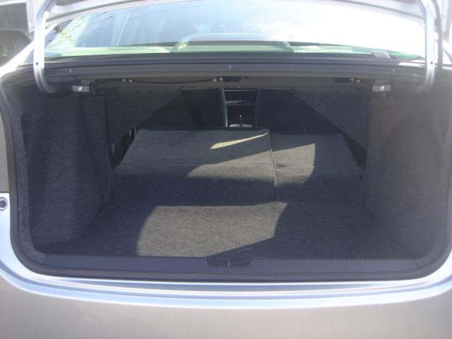 グレイス ハイブリッドＬＸ　ＳＤナビ・フルセグ・Ｒカメラ・あんしんパッケージ・Ｂｌｕｅｔｏｏｔｈ・前後ドラレコ・クルコン・ＬＥＤヘッドライト・ＥＴＣ・革巻きステアリング・ＡＵＴＯヘッドライト・スマートキー・プッシュスタート・禁煙（15枚目）