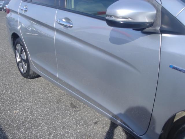 グレイス ハイブリッドＬＸ　ＳＤナビ・フルセグ・Ｒカメラ・あんしんパッケージ・Ｂｌｕｅｔｏｏｔｈ・前後ドラレコ・クルコン・ＬＥＤヘッドライト・ＥＴＣ・革巻きステアリング・ＡＵＴＯヘッドライト・スマートキー・プッシュスタート・禁煙（34枚目）