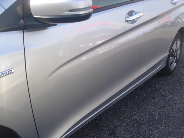 グレイス ハイブリッドＬＸ　ＳＤナビ・フルセグ・Ｒカメラ・あんしんパッケージ・Ｂｌｕｅｔｏｏｔｈ・前後ドラレコ・クルコン・ＬＥＤヘッドライト・ＥＴＣ・革巻きステアリング・ＡＵＴＯヘッドライト・スマートキー・プッシュスタート・禁煙（39枚目）