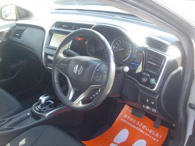 グレイス ハイブリッドＬＸ　ＳＤナビ・フルセグ・Ｒカメラ・あんしんパッケージ・Ｂｌｕｅｔｏｏｔｈ・前後ドラレコ・クルコン・ＬＥＤヘッドライト・ＥＴＣ・革巻きステアリング・ＡＵＴＯヘッドライト・スマートキー・プッシュスタート・禁煙（53枚目）