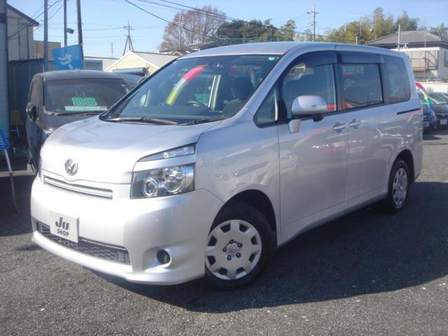 ヴォクシー X Lエディション 純正ナビ・Rカメラ・DVD再生・左電動スライドドア・プロジェクター式HID・ETC・デュアルオートエアコン・ウインカーミラー・禁煙車(5枚目)