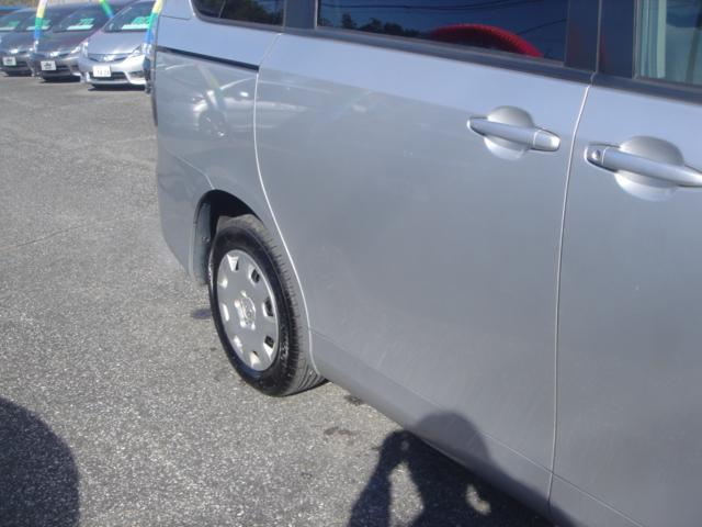 ヴォクシー X Lエディション 純正ナビ・Rカメラ・DVD再生・左電動スライドドア・プロジェクター式HID・ETC・デュアルオートエアコン・ウインカーミラー・禁煙車(28枚目)