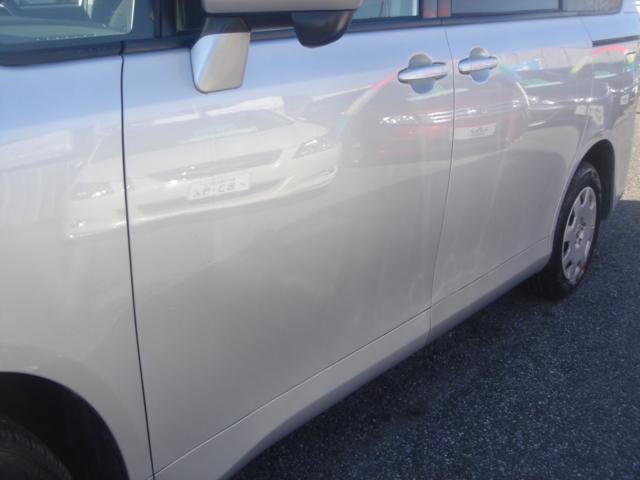 ヴォクシー X Lエディション 純正ナビ・Rカメラ・DVD再生・左電動スライドドア・プロジェクター式HID・ETC・デュアルオートエアコン・ウインカーミラー・禁煙車(32枚目)