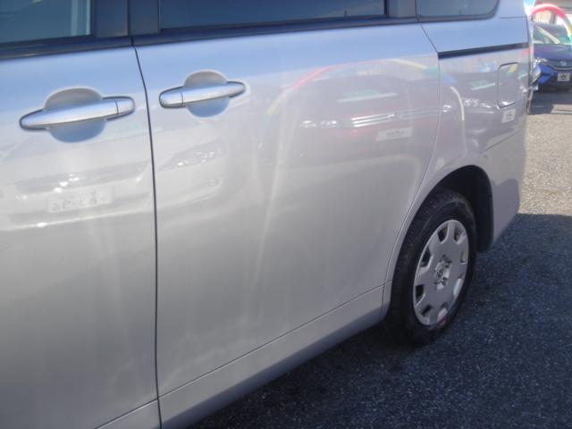 ヴォクシー X Lエディション 純正ナビ・Rカメラ・DVD再生・左電動スライドドア・プロジェクター式HID・ETC・デュアルオートエアコン・ウインカーミラー・禁煙車(33枚目)