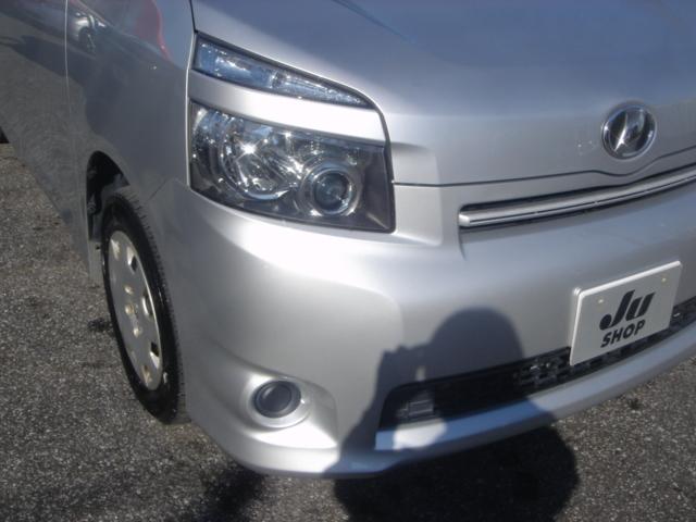 ヴォクシー X Lエディション 純正ナビ・Rカメラ・DVD再生・左電動スライドドア・プロジェクター式HID・ETC・デュアルオートエアコン・ウインカーミラー・禁煙車(35枚目)