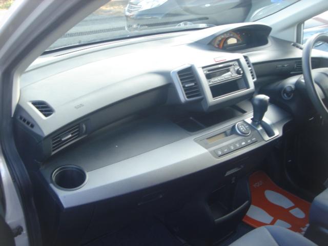 フリード フレックス　エアロ　ＣＤ・左電動スライドドア・ＨＩＤ・ＥＴＣ・ＡＵＸ端子・純正リヤスポイラー・純正オプショングリル・純正エアロ・ＡＵＴＯヘッドライト・ウインカーミラー・キーレスキー・禁煙車（43枚目）