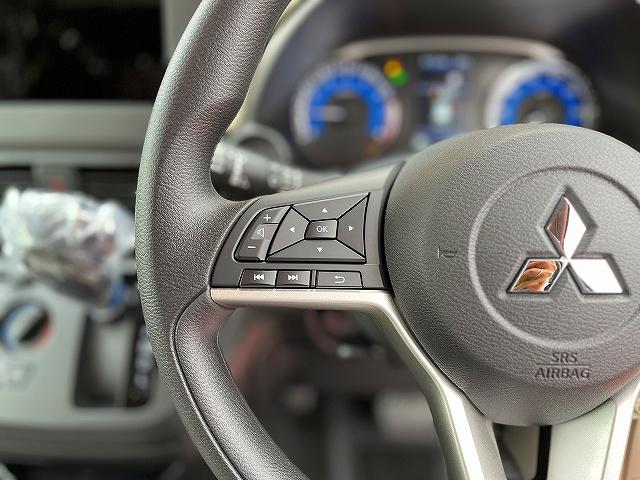 ｅＫワゴン Ｍ　ｅ－Ａｓｓｉｓｔ　バックカメラ　前席シートヒーター　フロアマット　エクシードバイザー　ステアリングリモコン　アイドリングストップ　オートライト　間欠ワイパー　キーレスエントリー　届出済み未使用車（12枚目）