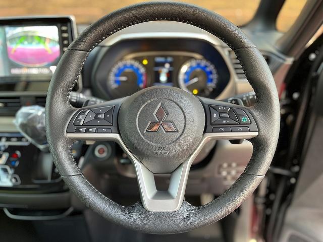 デリカミニ Ｔ　プレミアム　リミテッドエディション　全方位カメラ　９型ディスプレイオーディオ　アップルカープレイ・アンドロイドオート対応　ハンズフリーパワスラ　両側パワスラ　Ｅブレーキ　アダプティブクルコン　パドルシフト　電動パーキング　届出済未使用車（15枚目）