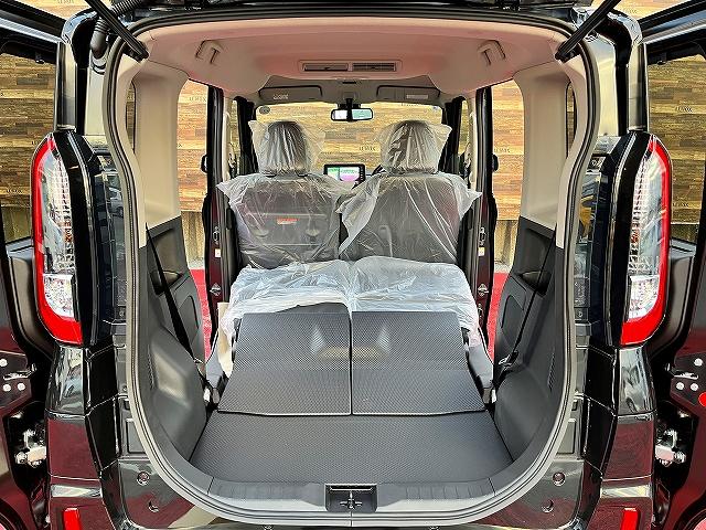 デリカミニ Ｔ　プレミアム　リミテッドエディション　全方位カメラ　９型ディスプレイオーディオ　アップルカープレイ・アンドロイドオート対応　ハンズフリーパワスラ　両側パワスラ　Ｅブレーキ　アダプティブクルコン　パドルシフト　電動パーキング　届出済未使用車（22枚目）