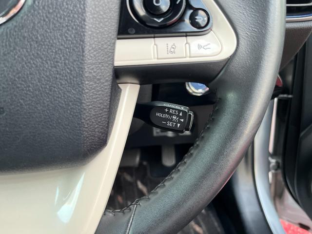 プリウス Sツーリングセレクション エアロ TSS プリクラッシュセーフティー クルコン ナビ フルセグ Bluetoothオーディオ DVDビデオ バックカメラ 前席シートヒーター LEDオートライト オートハイビーム 17インチAW(17枚目)