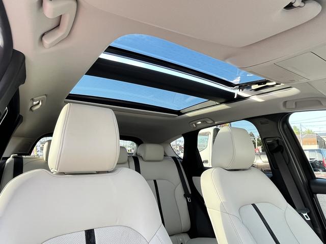 CX-60 XD-ハイブリッド プレミアムモダン 4WD パノラマサンルーフ 360°モニター 革シート 前席パワーシート/シートエアコン 後席シートヒーター ステアリングヒーター オートチルト/テレスコ ナビ フルセグTV カープレイ ETC2.0(11枚目)