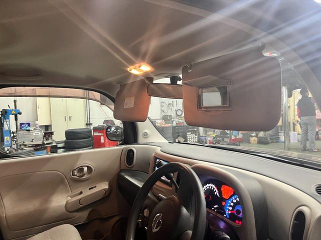 キューブ 15X Mセレクション メモリ-ナビ フルセグTV DVDビデオ再生 CD録音 バックカメラ ETC車載器 インテリキー プッシュスタート バニティミラー(11枚目)