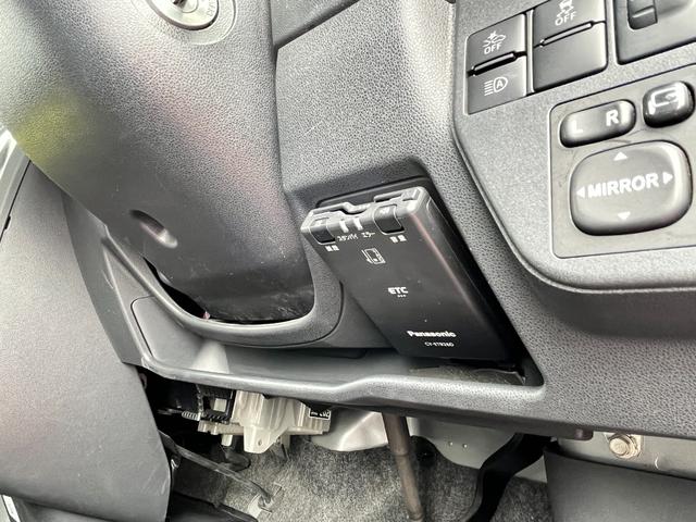 ハイゼットカーゴ クルーズＳＡＩＩＩ　スマアシ３　ＳＤナビ　フルセグ　Ｂｌｕｅｔｏｏｔｈオーディオ　ＤＶＤ再生　前後ドラレコ　ＥＴＣ車載器　キーレス　エコアイドル　ルーフシェルフ　ＬＥＤライト　フォグランプ　オートハイビーム　バックソナー（17枚目）