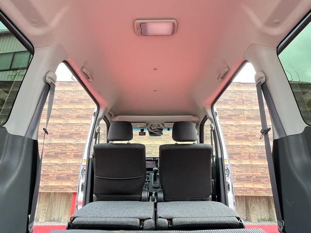 ハイゼットカーゴ クルーズＳＡＩＩＩ　スマアシ３　ＳＤナビ　フルセグ　Ｂｌｕｅｔｏｏｔｈオーディオ　ＤＶＤ再生　前後ドラレコ　ＥＴＣ車載器　キーレス　エコアイドル　ルーフシェルフ　ＬＥＤライト　フォグランプ　オートハイビーム　バックソナー（32枚目）