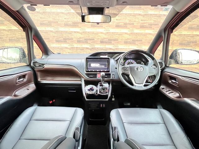 エスクァイア Ｇｉ　ワンオーナー　ＴＳＳ　ナビ　フルセグ　Ｂｌｕｅｔｏｏｔｈ　ＤＶＤ　ＳＤ録音　ステリモ　バックカメラ　ドラレコ　ビルトインＥＴＣ２．０　前席シートヒーター　Ｗパワスラ　ＬＥＤオートライト　ＡＨＢ　ＰＣＳ（7枚目）