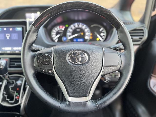 エスクァイア Ｇｉ　ワンオーナー　ＴＳＳ　ナビ　フルセグ　Ｂｌｕｅｔｏｏｔｈ　ＤＶＤ　ＳＤ録音　ステリモ　バックカメラ　ドラレコ　ビルトインＥＴＣ２．０　前席シートヒーター　Ｗパワスラ　ＬＥＤオートライト　ＡＨＢ　ＰＣＳ（8枚目）