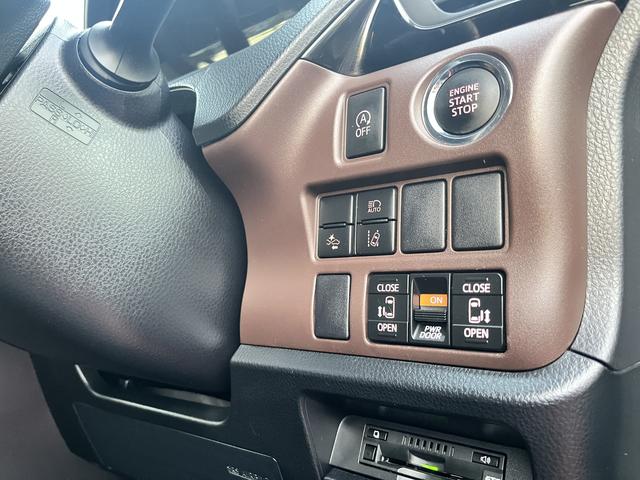 エスクァイア Ｇｉ　ワンオーナー　ＴＳＳ　ナビ　フルセグ　Ｂｌｕｅｔｏｏｔｈ　ＤＶＤ　ＳＤ録音　ステリモ　バックカメラ　ドラレコ　ビルトインＥＴＣ２．０　前席シートヒーター　Ｗパワスラ　ＬＥＤオートライト　ＡＨＢ　ＰＣＳ（17枚目）