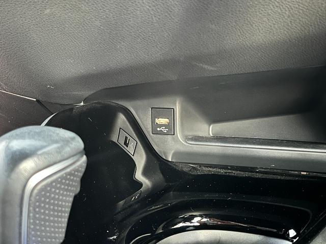 Ｃ－ＨＲ Ｓ　ＧＲスポーツ　ワンオーナー　レーダークルコン　ブラインドスポットモニター　パノラマモニター　ナビ　フルセグ　Ｂｌｕｅｔｏｏｔｈ　ＭｉｒａＣａｓｔ　ＥＴＣ２．０　前後ドラレコ　前席シートヒーター　ＬＥＤライト　ＡＨＢ（30枚目）