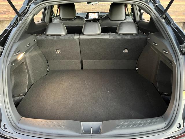 Ｃ－ＨＲ Ｓ　ＧＲスポーツ　ワンオーナー　レーダークルコン　ブラインドスポットモニター　パノラマモニター　ナビ　フルセグ　Ｂｌｕｅｔｏｏｔｈ　ＭｉｒａＣａｓｔ　ＥＴＣ２．０　前後ドラレコ　前席シートヒーター　ＬＥＤライト　ＡＨＢ（40枚目）