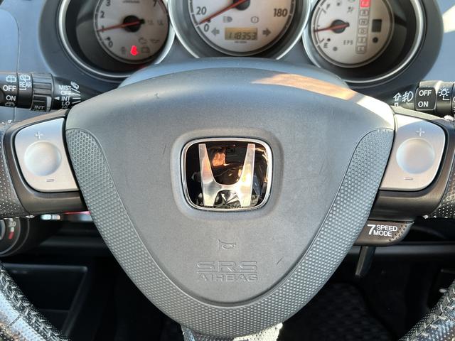 フィット 1.5T エアロ TEIN車高調足廻り CUSCOタワーバー パドルシフト ETC2.0 フォグランプ 社外14インチアルミホイール バニティミラー チルトステアリング シートリフター 無限ドアバイザー(15枚目)