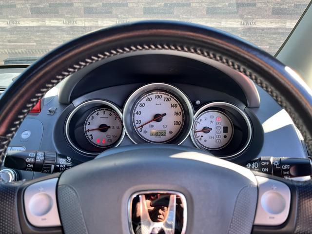 フィット 1.5T エアロ TEIN車高調足廻り CUSCOタワーバー パドルシフト ETC2.0 フォグランプ 社外14インチアルミホイール バニティミラー チルトステアリング シートリフター 無限ドアバイザー(16枚目)