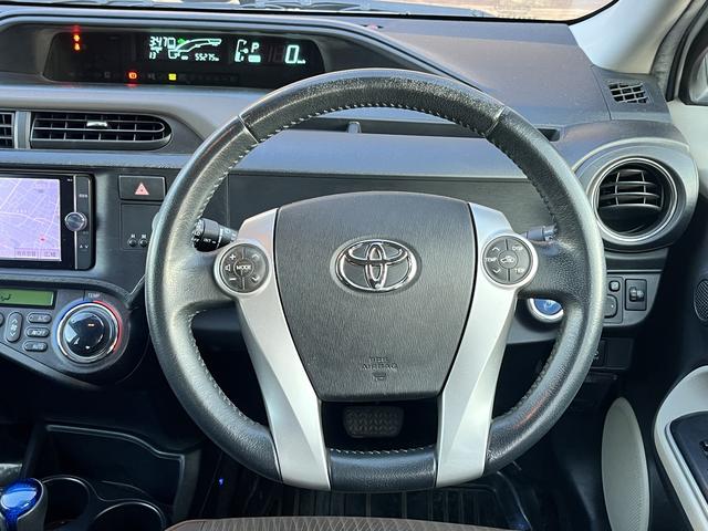 アクア Ｇ　ワンオーナー　メモリーナビ　フルセグＴＶ　Ｂｌｕｅｔｏｏｔｈオーディオ　ＤＶＤビデオ再生　ＳＤ録音　バックカメラ　ＥＴＣ車載器　プッシュスタート　オートライト　フォグランプ　１５インチアルミ（18枚目）