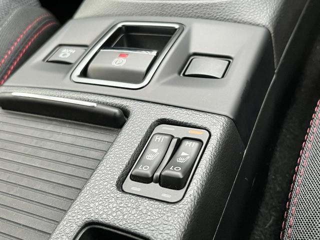 ＷＲＸ Ｓ４ ２．０ＧＴアイサイト　パドルシフト　８インチナビ　フルセグ　Ｂｌｕｅｔｏｏｔｈ　ＤＶＤ再生　ＣＤ録音　前席シートヒーター／パワーシート　ＥＴＣ　ＬＥＤオートライト　ＡＨＢ　前後フォグランプ　電動パーキング／オートホールド（43枚目）