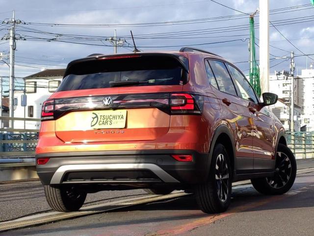 T-クロス TSI 1st 1オナSDナビBカメラLEDライトETC衝突軽減Bキーフリ(2枚目)