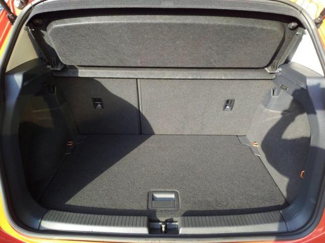 T-クロス TSI 1st 1オナSDナビBカメラLEDライトETC衝突軽減Bキーフリ(25枚目)