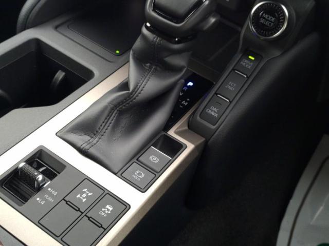 ランドクルーザー250 VXファーストエディション サンルーフ12セグMナビ全方位カメラ電動RゲートLEDライト(20枚目)