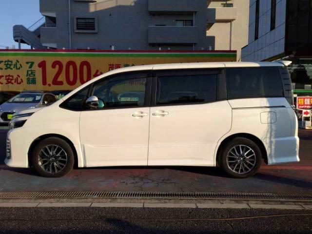 ヴォクシー ZS ナビ TV バックカメラ 両Pドア ETC(10枚目)