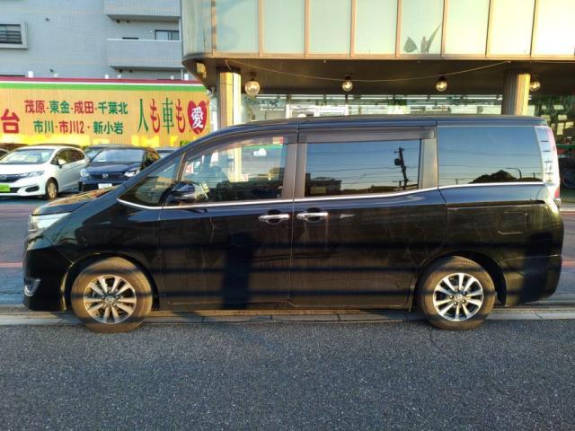 エスクァイア Gi ナビ TV 両側パワースライドドア トヨタセーフティセンス(10枚目)