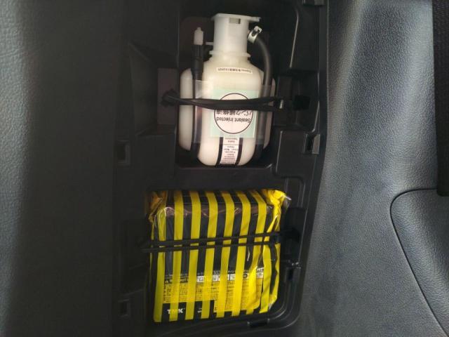 エスクァイア Gi ナビ TV 両側パワースライドドア トヨタセーフティセンス(29枚目)