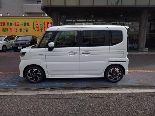 スペーシアカスタム ハイブリッドＸＳ　届出済未使用車　ＬＥＤライ両Ａドア衝突軽減ＢオートＡＣキーフ（12枚目）