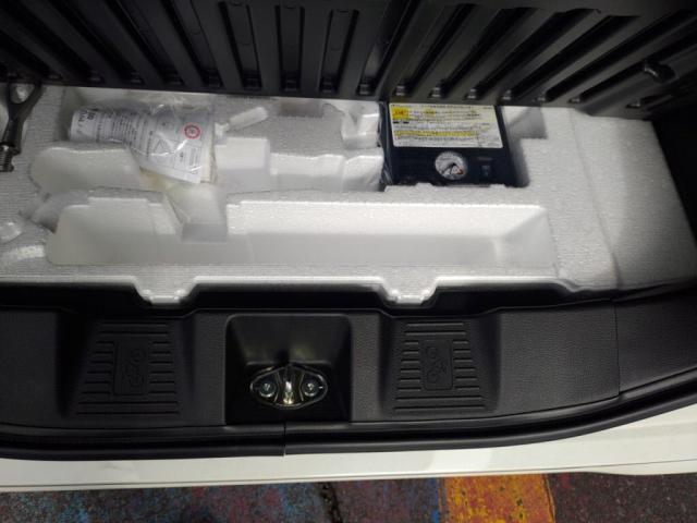 スペーシアカスタム ハイブリッドＸＳ　届出済未使用車　ＬＥＤライ両Ａドア衝突軽減ＢオートＡＣキーフ（28枚目）