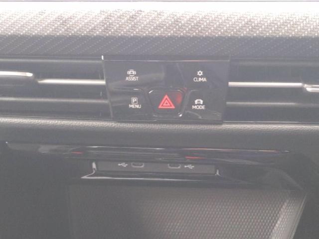 ゴルフ ＴＤＩ　Ｒライン　１オナ禁煙ＳＤナビＢカメラＬＥＤライトＥＴＣ衝突軽減Ｂキーフ（19枚目）