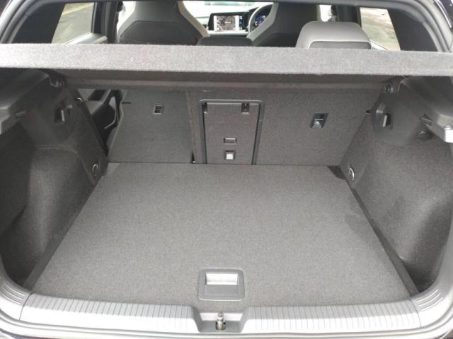 ゴルフ ＴＤＩ　Ｒライン　１オナ禁煙ＳＤナビＢカメラＬＥＤライトＥＴＣ衝突軽減Ｂキーフ（26枚目）