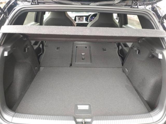 ゴルフ ＴＤＩ　Ｒライン　１オナ禁煙ＳＤナビＢカメラＬＥＤライトＥＴＣ衝突軽減Ｂキーフ（27枚目）