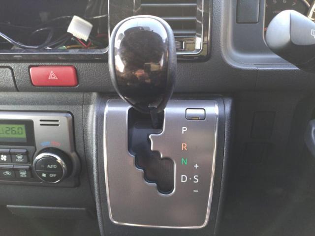 ハイエースバン スーパーGL ダークプライムII(14枚目)