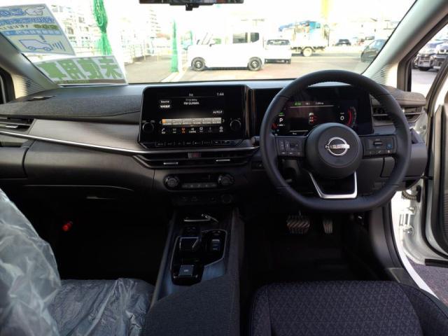 オーラ G 登録済未使用車 プロパイロット 9inナビ全方位カメBOSE(3枚目)