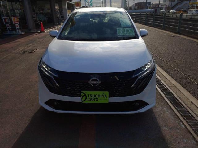 オーラ G 登録済未使用車 プロパイロット 9inナビ全方位カメBOSE(9枚目)