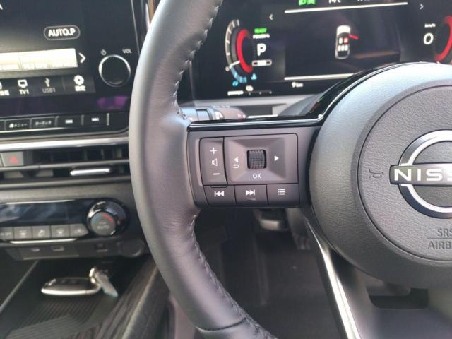 オーラ G 登録済未使用車 プロパイロット 9inナビ全方位カメBOSE(15枚目)