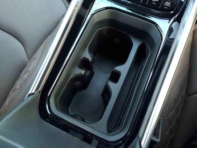 ジープ・コマンダー リミテッド　１オナ１２セグＳＤナビ全方位カメラＬＥＤライトＥＴＣ衝突軽減（18枚目）