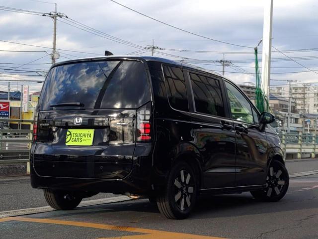 フリード ｅ：ＨＥＶエアー　ＥＸ　登録済未使用車　ＬＥＤライト両Ａドア衝突軽減ＢシートＨキーフ（2枚目）