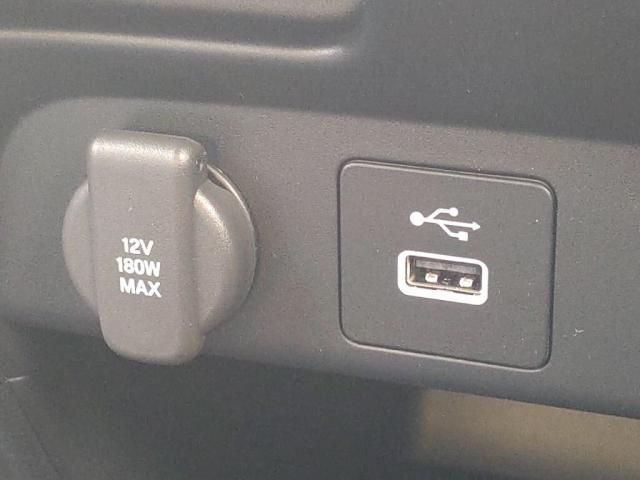 フリード ｅ：ＨＥＶエアー　ＥＸ　登録済未使用車　ＬＥＤライト両Ａドア衝突軽減ＢシートＨキーフ（19枚目）