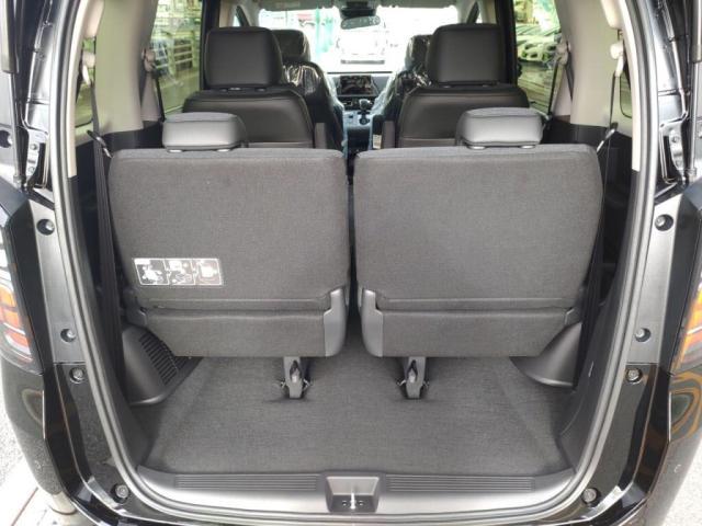 フリード ｅ：ＨＥＶエアー　ＥＸ　登録済未使用車　ＬＥＤライト両Ａドア衝突軽減ＢシートＨキーフ（25枚目）